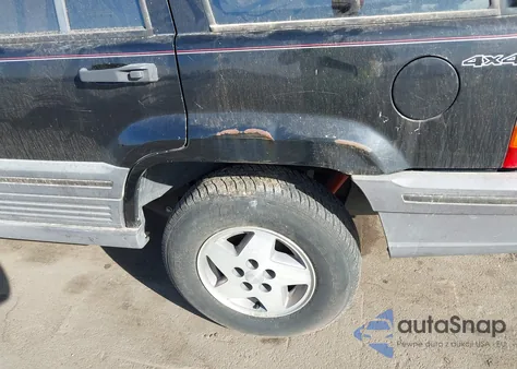 1993 Jeep Grand Cherokee Laredo from USA, damaged, VIN 1J4GZ58S4PC584008